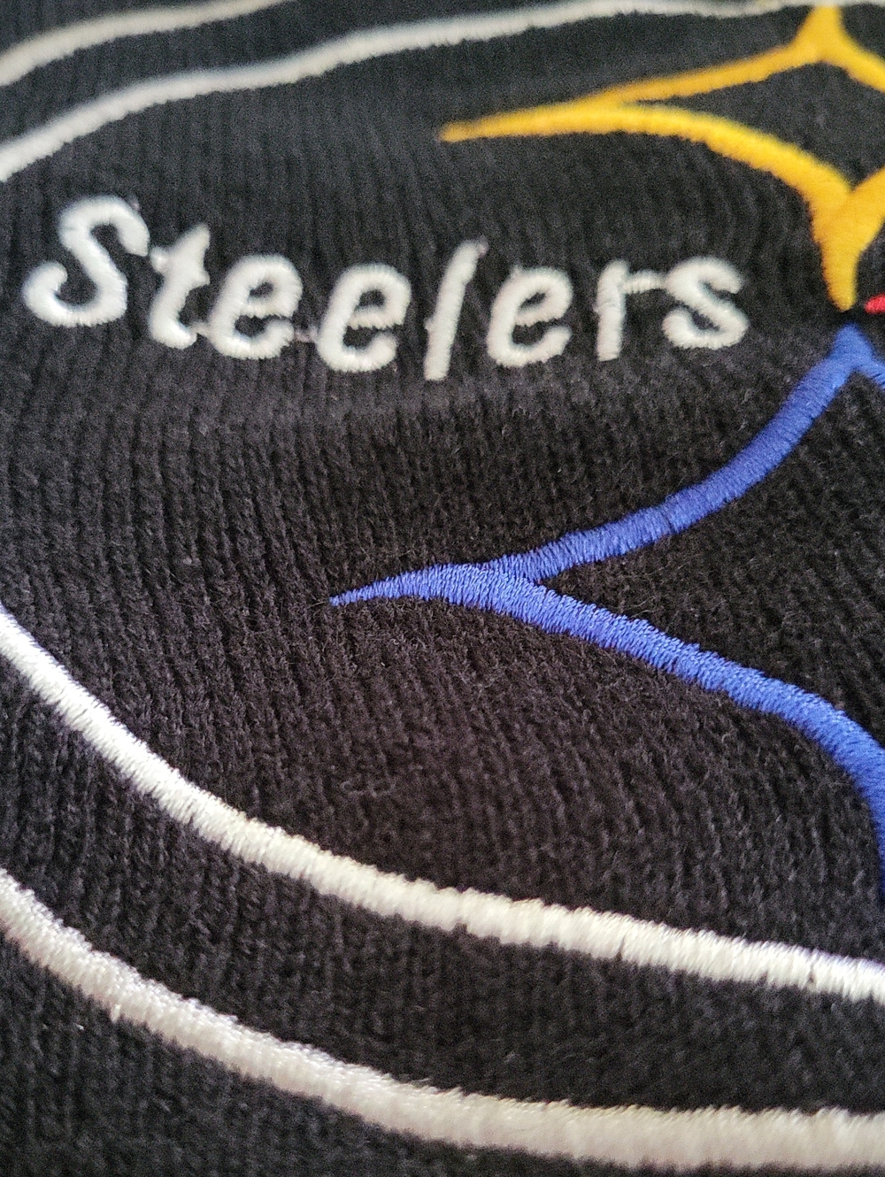 NFL Pittsburgh Steelers Big Embroidered Logo Beanie Hat - Picture 4 of 4